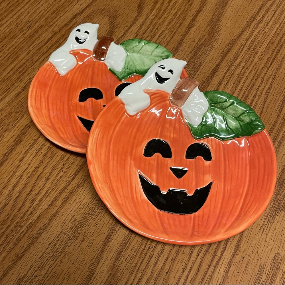 Omnibus Pumpkin Ghost Serving Plate-1996